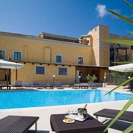 Hotel Palazzo Marzano Briatico Luaran gambar